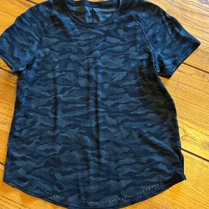 lululemon athletica Camo Short Sleeve Tee - Black